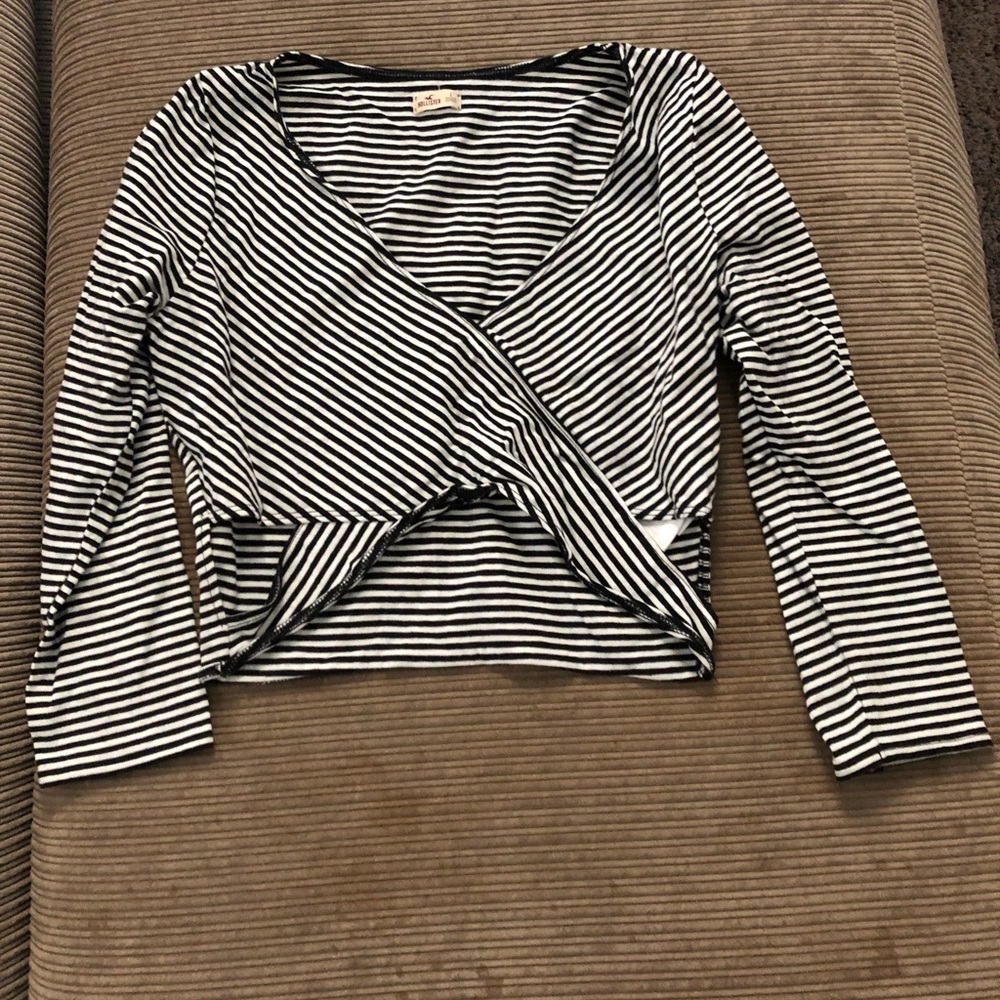 Black and white stripe crop top - Picture 1 of 3